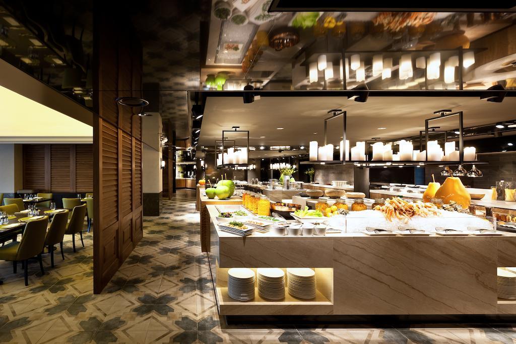 Kensington Jeju Hotel Eksteriør bilde The buffet at the restaurant