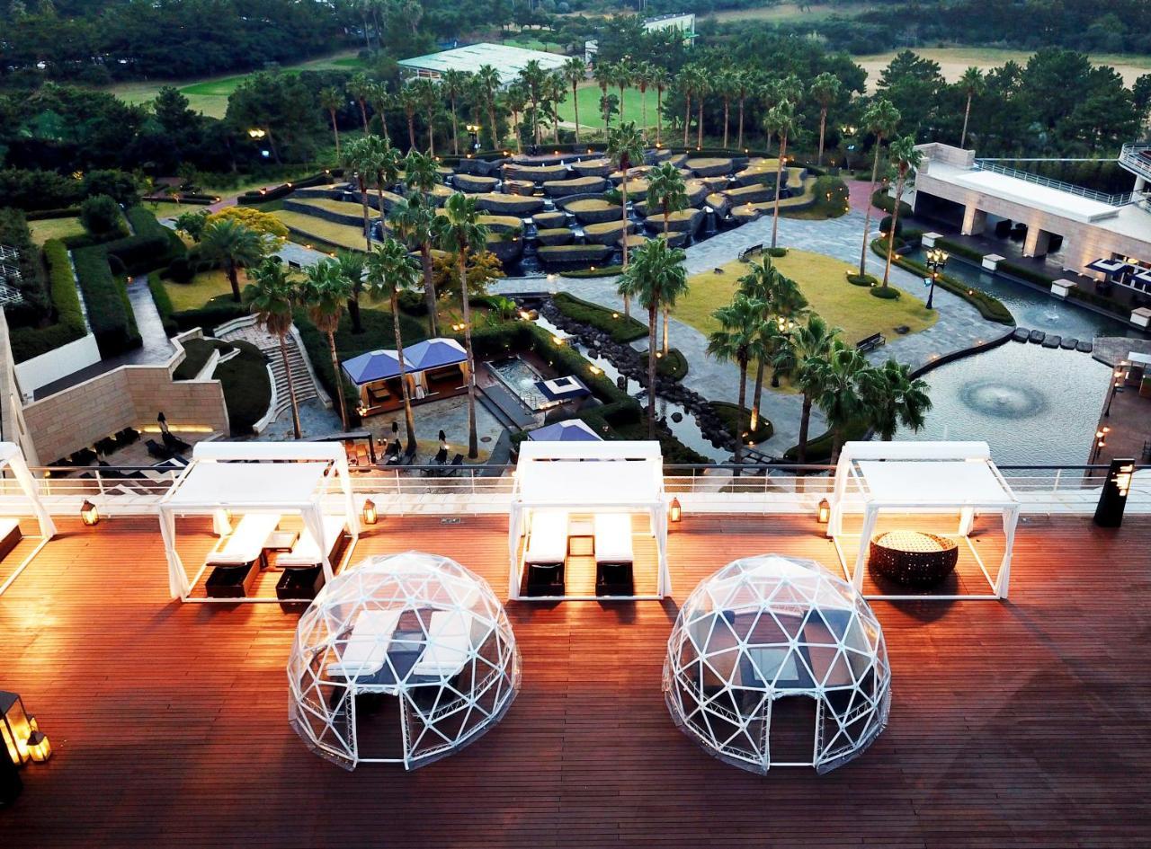 Kensington Jeju Hotel Eksteriør bilde The Dome at I&Tee Country Club